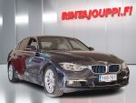 BMW 330 2016 Sininen