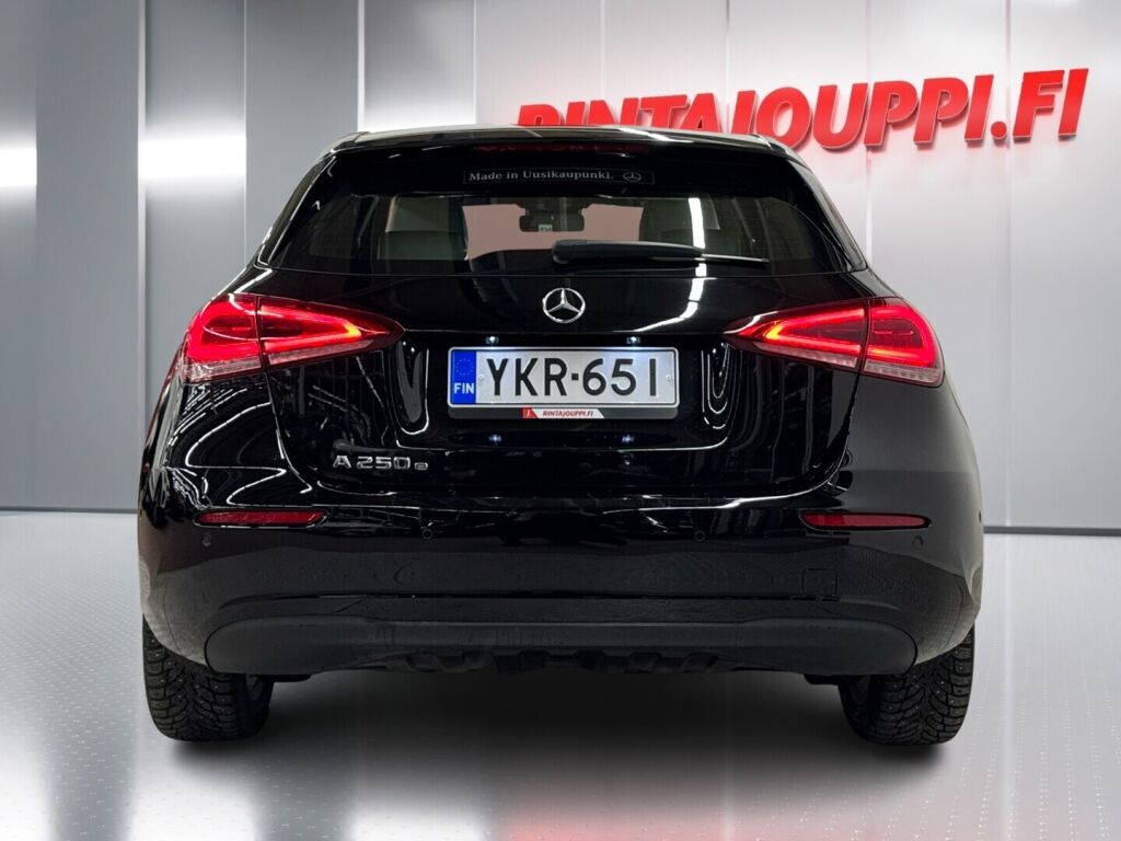 Mercedes-Benz A 2021 Musta