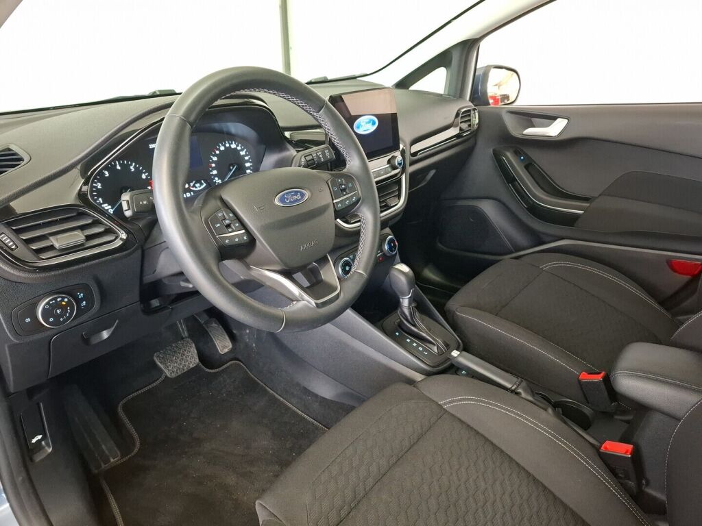 Ford Fiesta 2022 Sininen