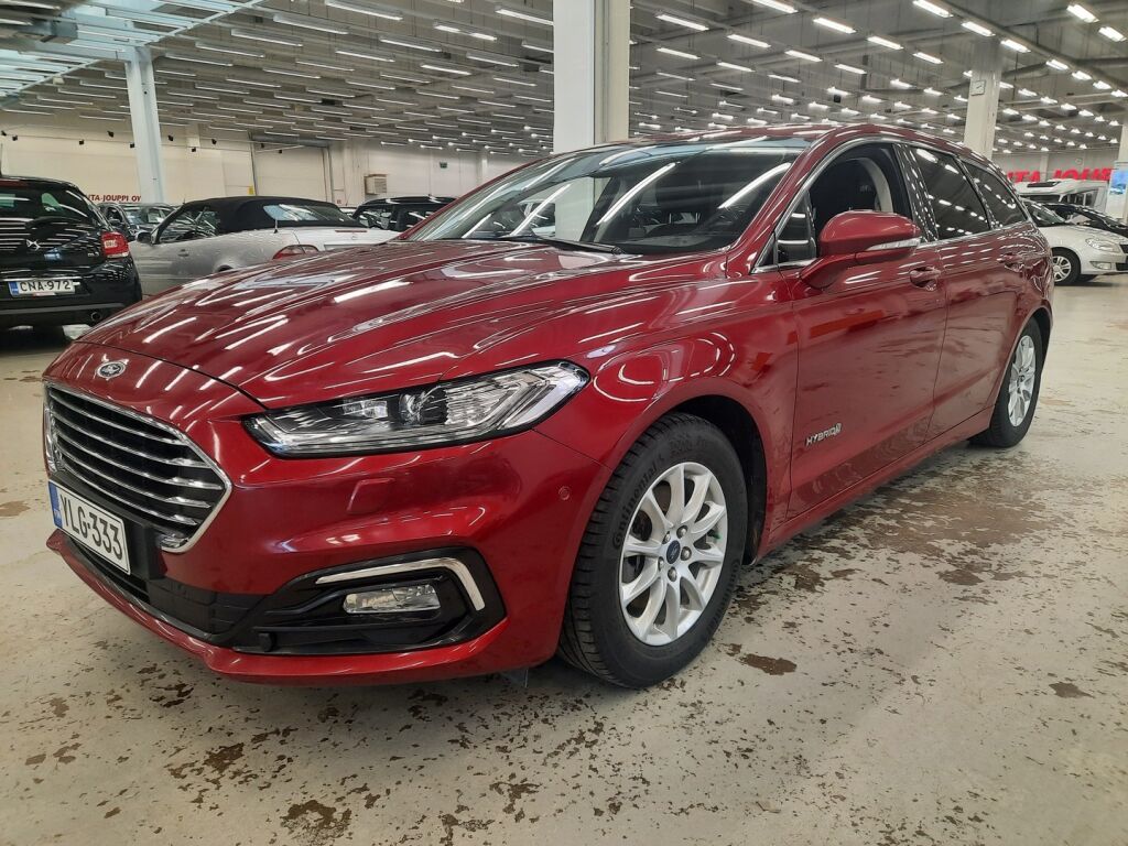 Ford Mondeo 2019 Punainen