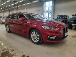 Ford Mondeo 2019 Punainen