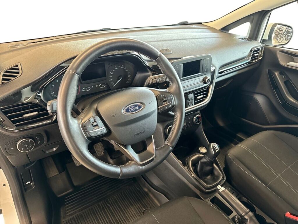 Ford Fiesta 2019 Valkoinen