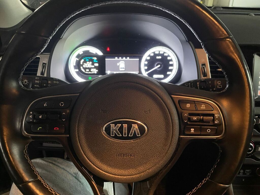 Kia Niro plug-in 2018 Musta