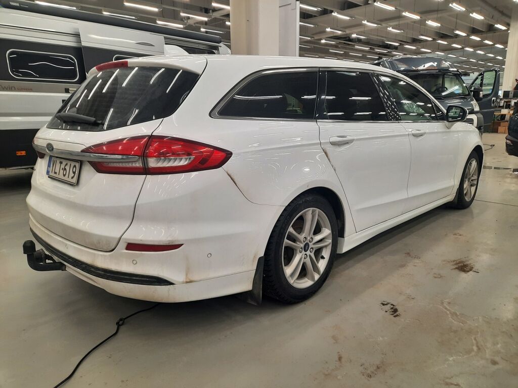 Ford Mondeo 2020 Valkoinen