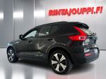 Volvo XC40 2023 Musta