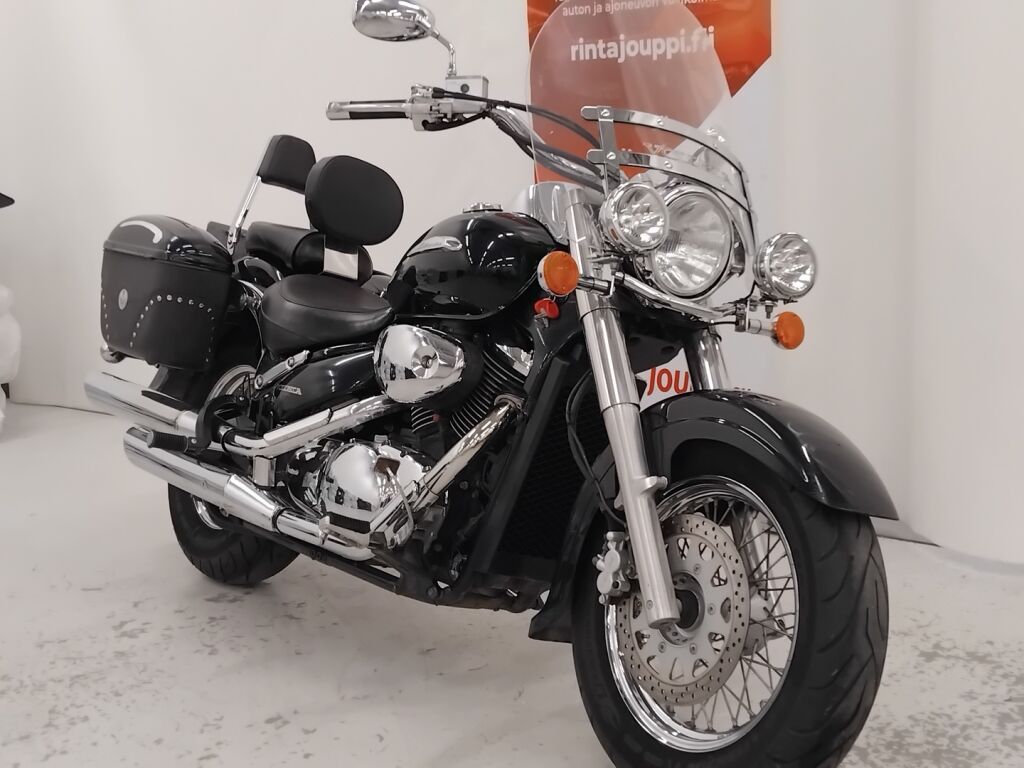 Suzuki Intruder 2003 Musta