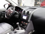 Nissan Qashqai+2 2010 Punainen