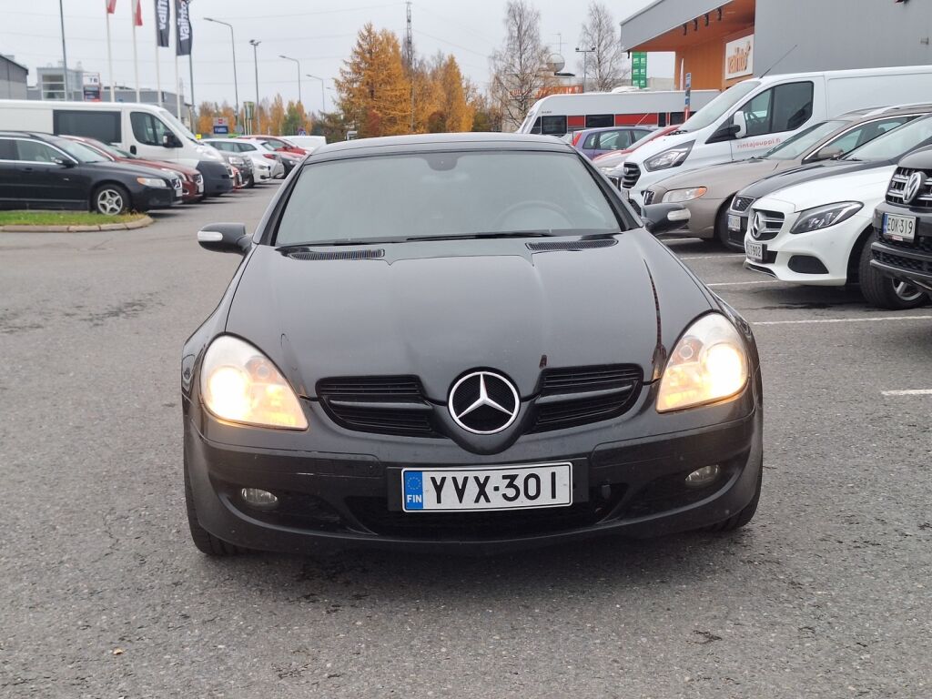 Mercedes-Benz SLK 2006 Musta