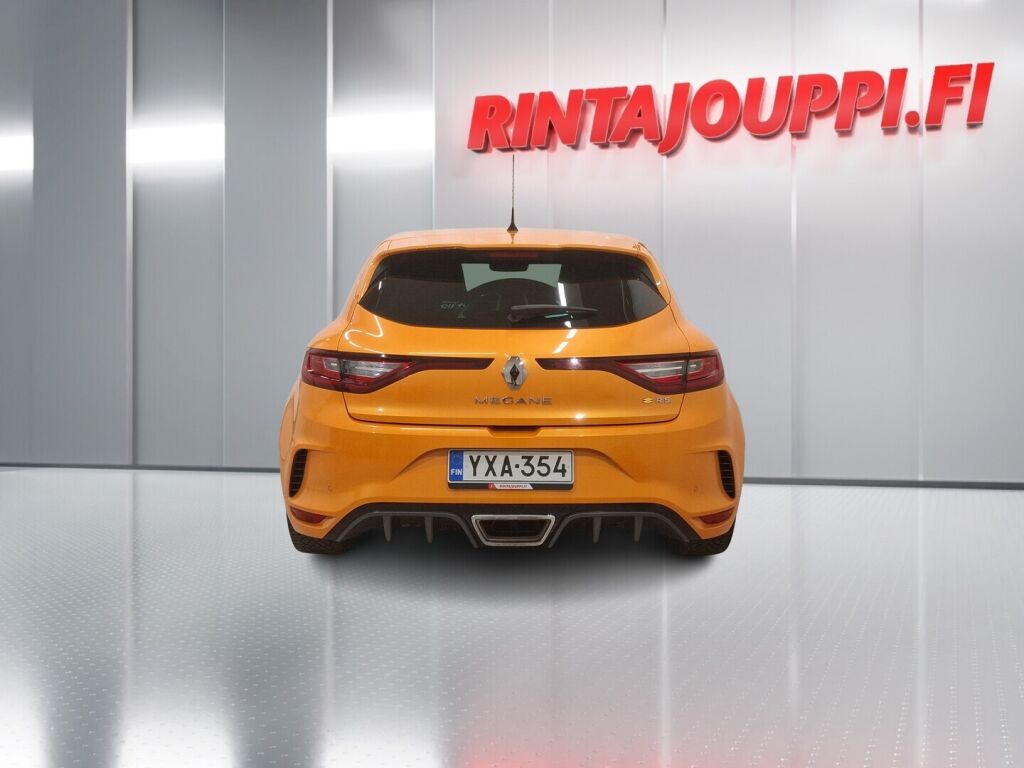 Renault Megane 2019 Oranssi