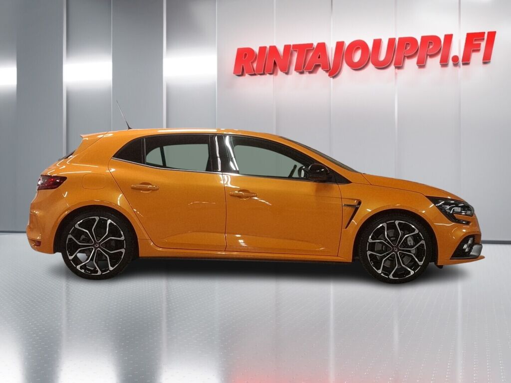 Renault Megane 2019 Oranssi