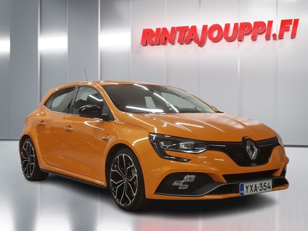 Renault Megane 2019 Oranssi