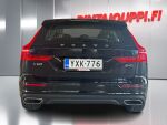 Volvo V60 Cross Country 2021 Musta