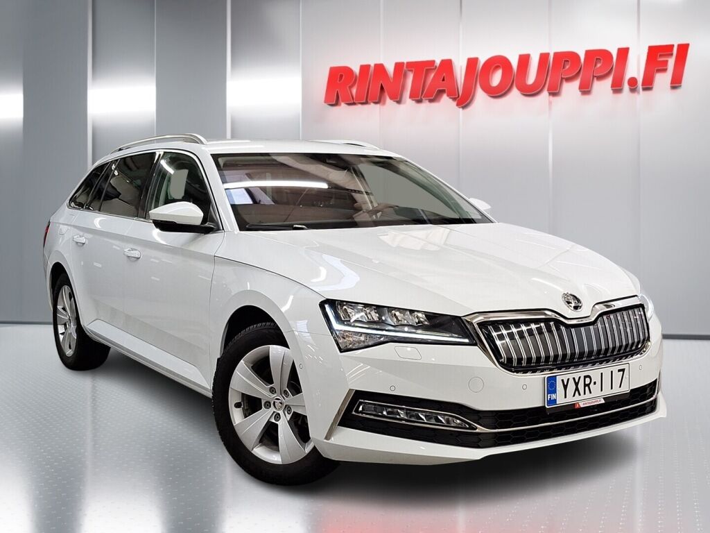 Skoda Superb 2024 Valkoinen