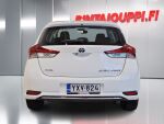 Toyota Auris 2016 Valkoinen