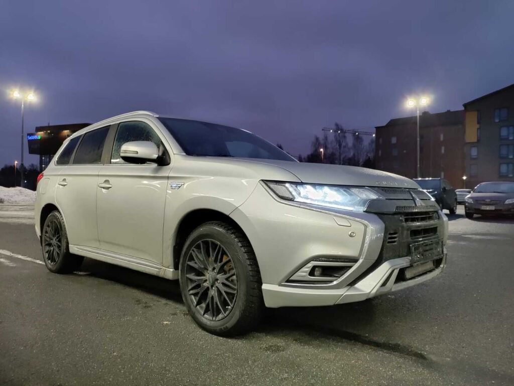 Mitsubishi Outlander PHEV 2021 Hopea