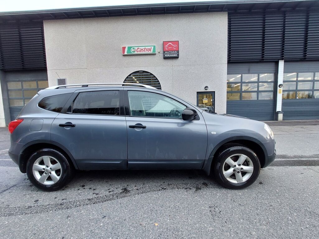 Nissan Qashqai+2 2009 Sininen