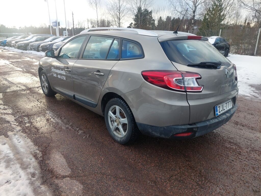 Renault Megane 2012 Ruskea (beige)