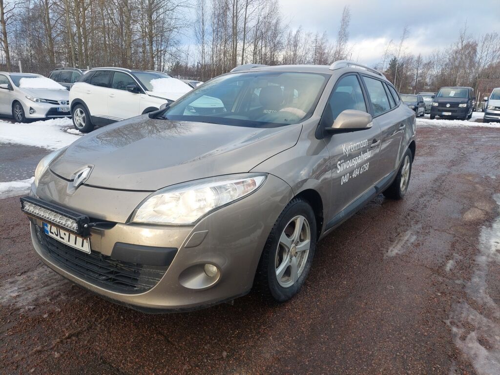 Renault Megane 2012 Ruskea (beige)