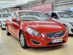 Volvo S60 2012 Punainen