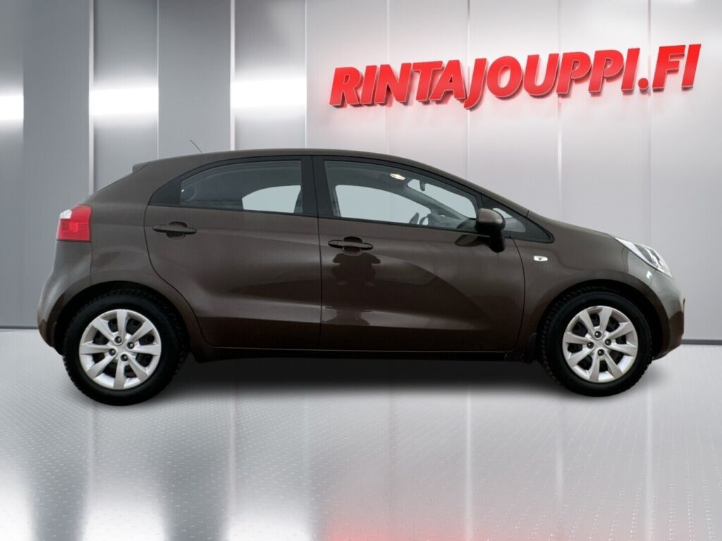 Kia Rio 2013 Ruskea (beige)