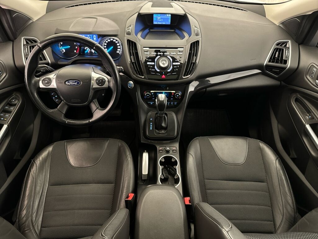 Ford Kuga 2013 Valkoinen