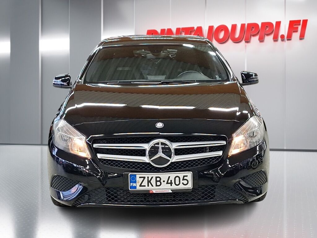 Mercedes-Benz A 2013 Musta