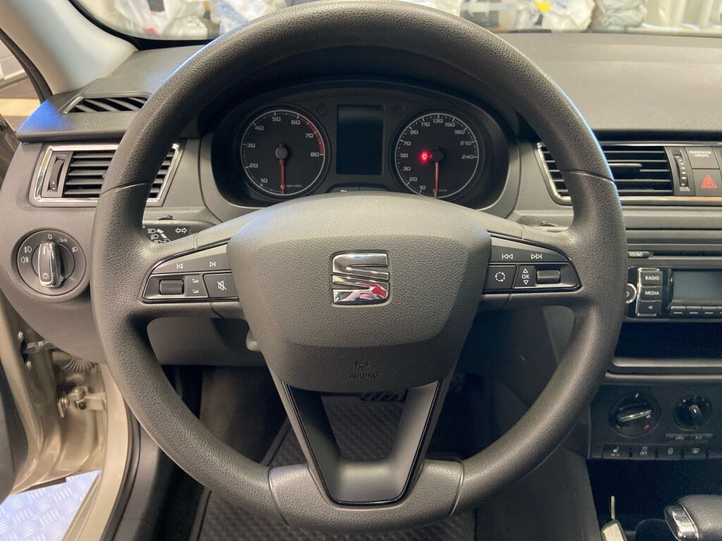 Seat Toledo 2014 Ruskea (beige)