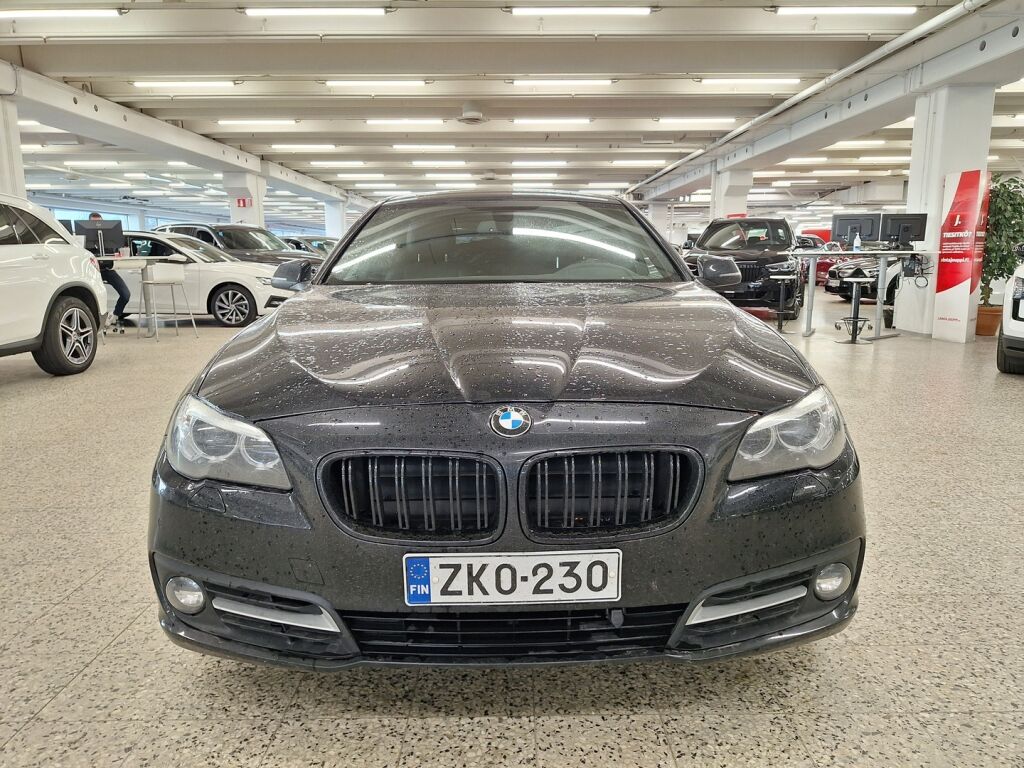 BMW 520 2015 Musta