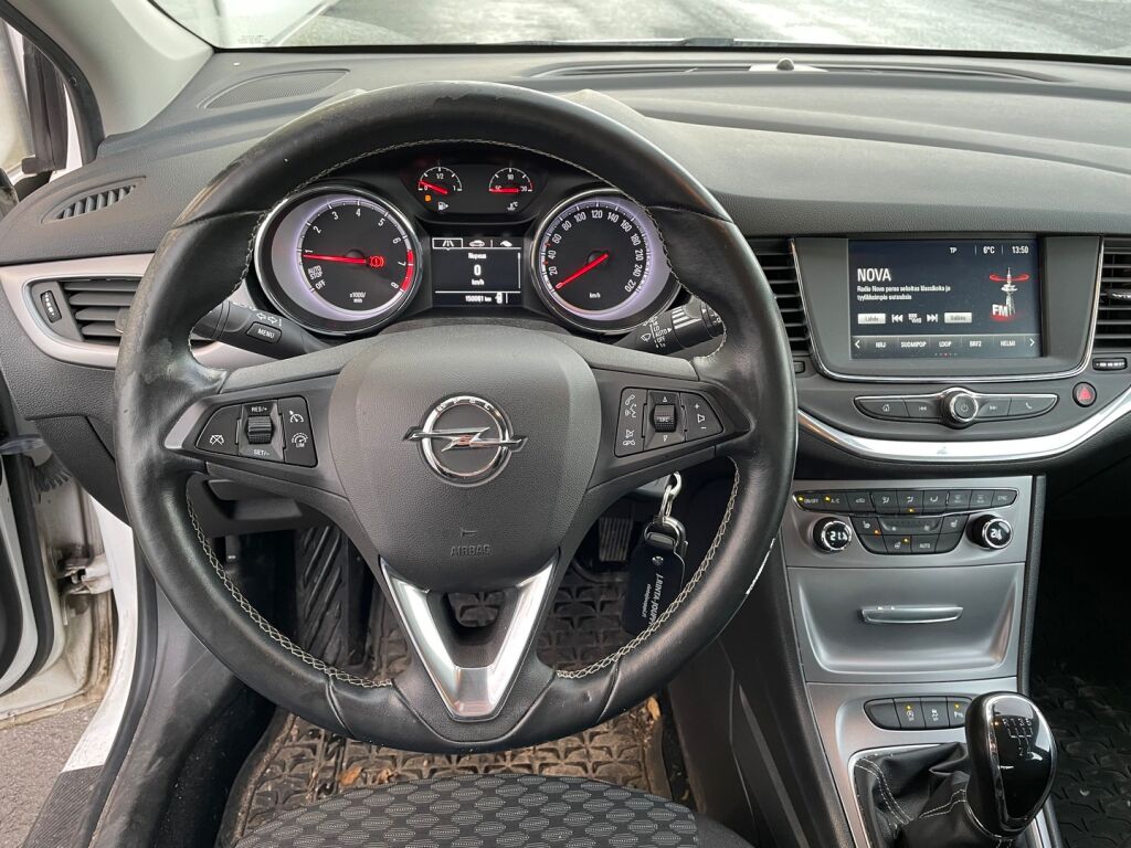 Opel Astra 2016 Valkoinen