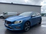 Volvo V60 2017 Sininen