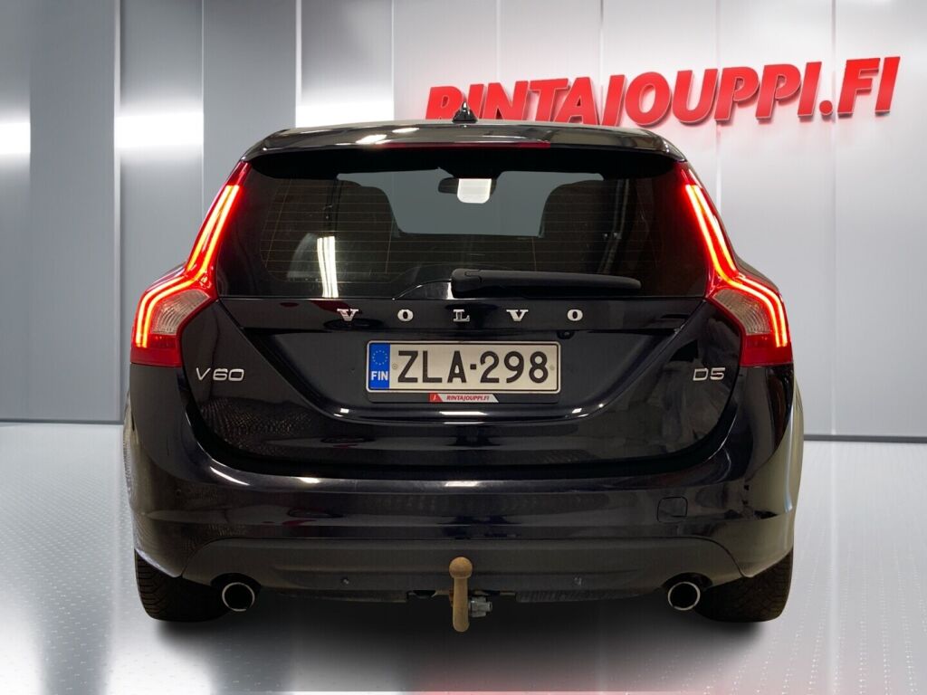 Volvo V60 2011 Musta