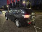 Mitsubishi Outlander PHEV 2014 Musta