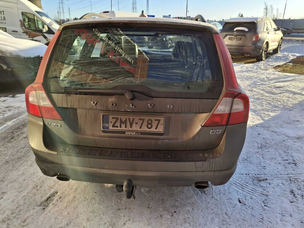 Volvo V70 2011 Vihreä