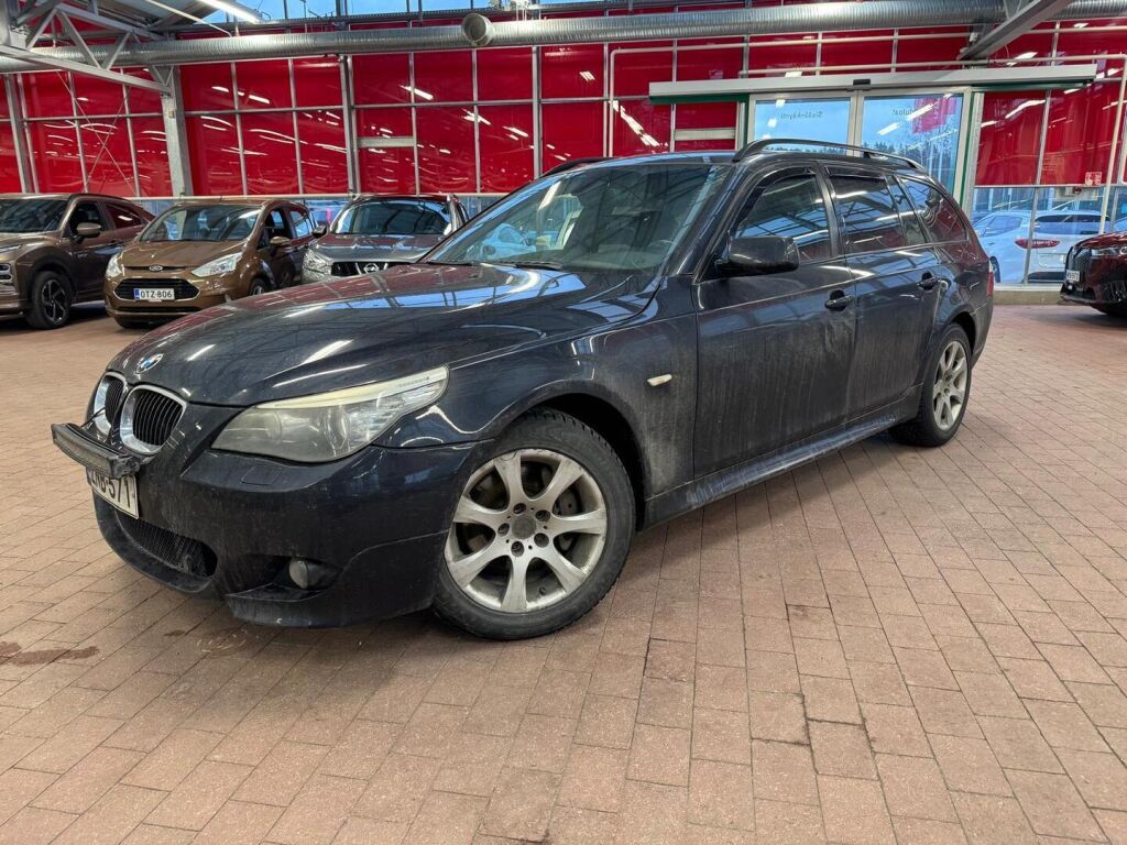 BMW 530 2008 Musta