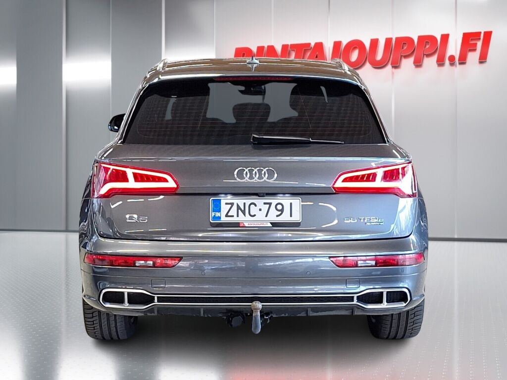 Audi Q5 2019 Harmaa