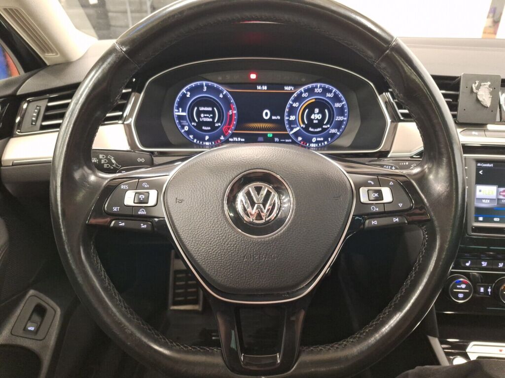 Volkswagen Passat 2017 Harmaa