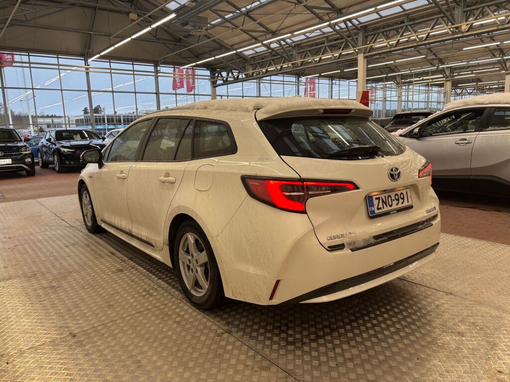 Toyota Corolla 2020 Helmiäis valkoinen