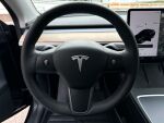 Tesla Model Y 2021 Musta