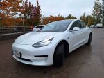 Tesla Model 3 2020 Valkoinen