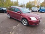 Toyota Avensis 2003 Punainen